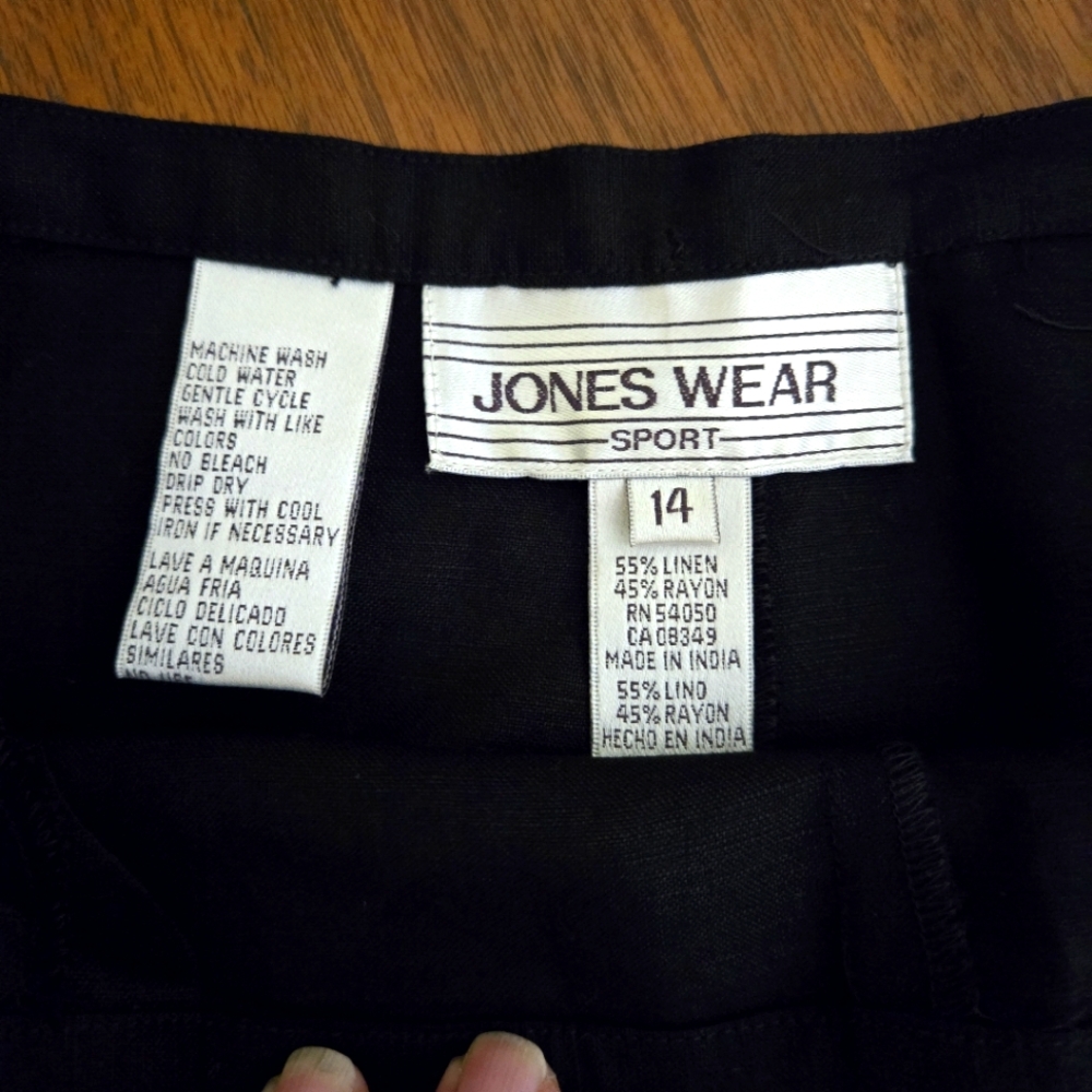 Mix&Match Jones Wear Woman's Black Linen Suit, Jacket, Pants, Skirt Size 12 & 14 - Picture 15 of 16